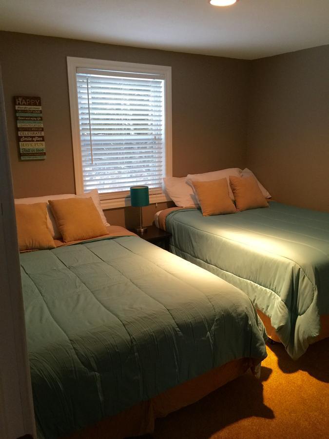 Brimley Motel Suites Bagian luar foto