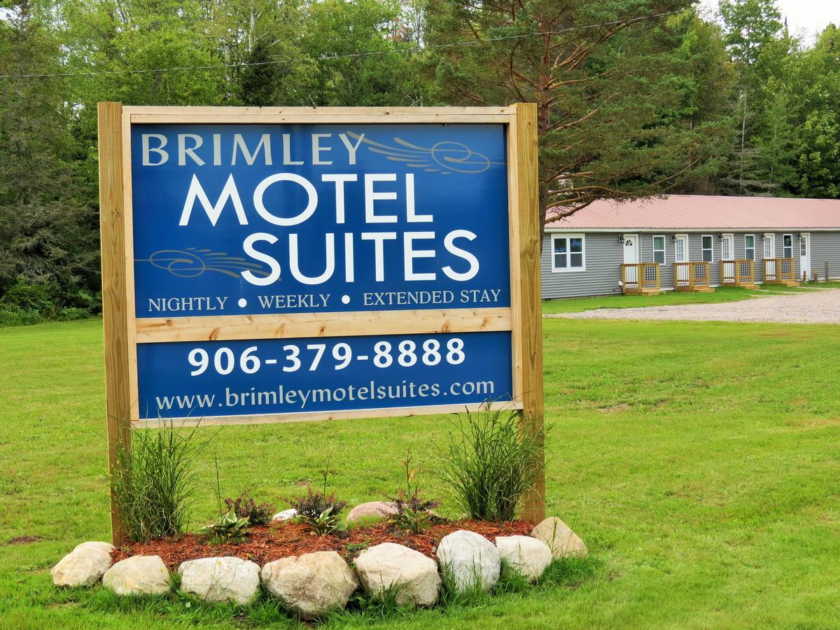 Brimley Motel Suites Bagian luar foto